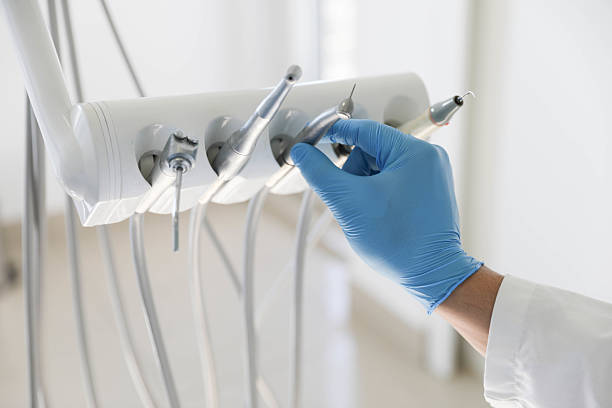 Professional Emergency Dentist technician working in Morgandale, OH